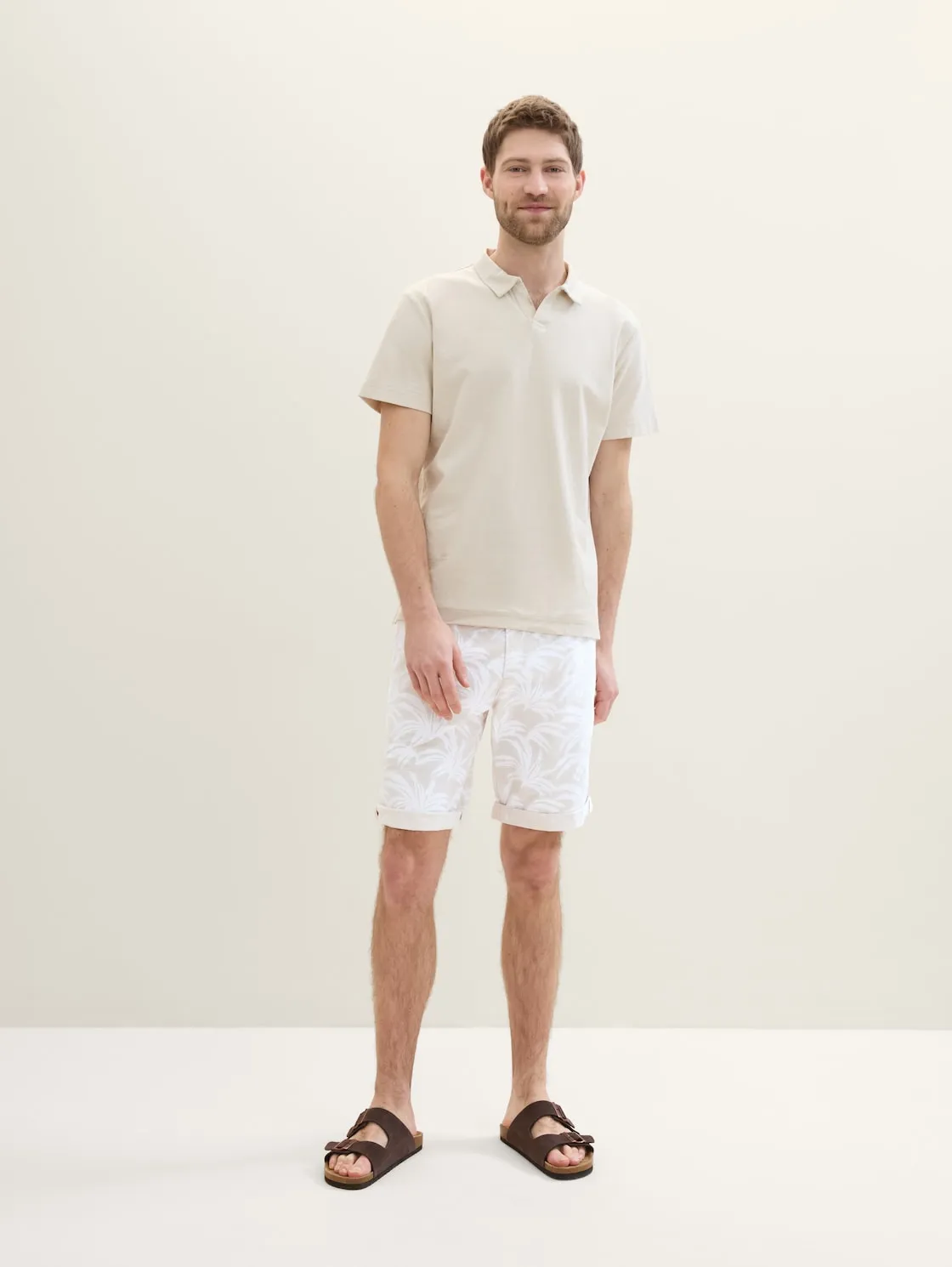 REGULAR PRINTED CHINO SHORTS
