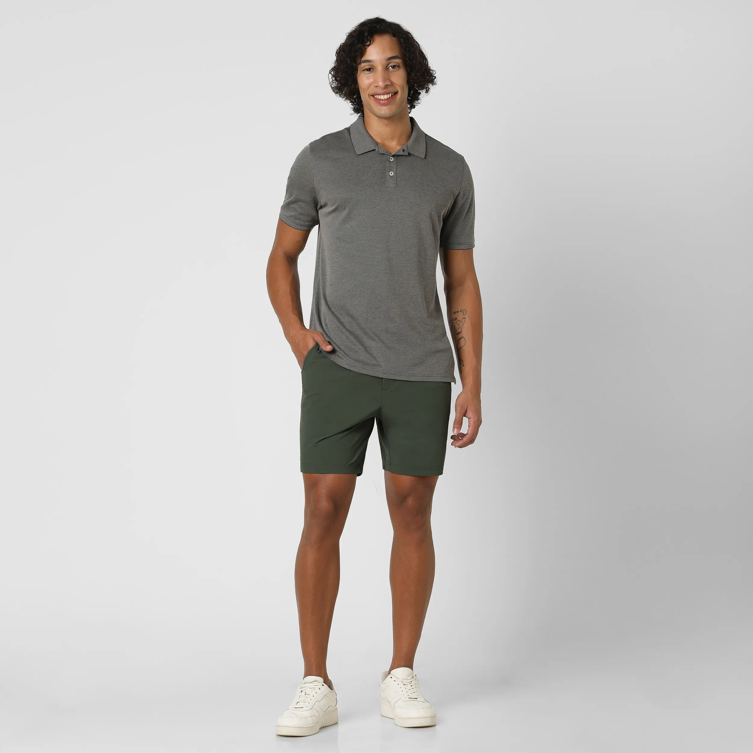 Tour Short